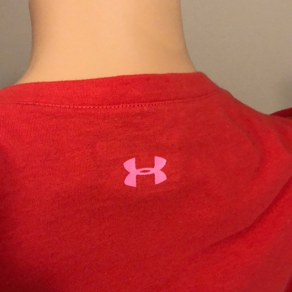 Under Armour- Activewear Tee - Picture 6 of 6